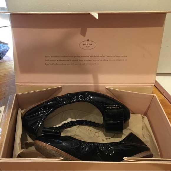 Prada Bow Flats. Size 36 - Picture 5 of 5